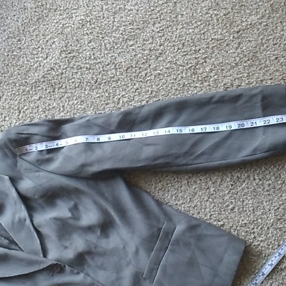 2/$100 sag Harbor women's suit (size 16) - Picture 4 of 10